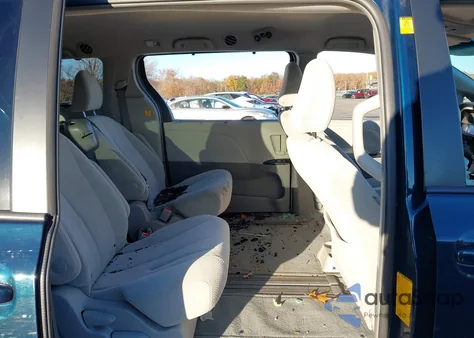 2012 Toyota Sienna Le V6 8 Passenger из США, поврежденный, VIN 5TDKK3DC7CS229883